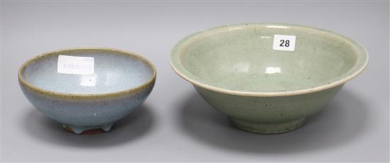 A Chinese Jun type bowl and a Chinese celadon crackle glaze bowl, 19th/20th century diameter 18cm and 26.5cm